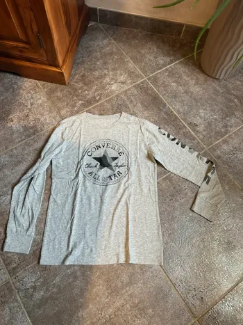 Pull t shirt manches longues converse gris 12/13 ans