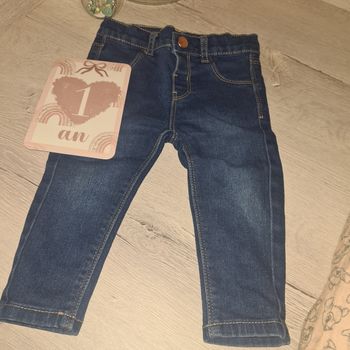 Jean bébé fille 9-12 mois primark
