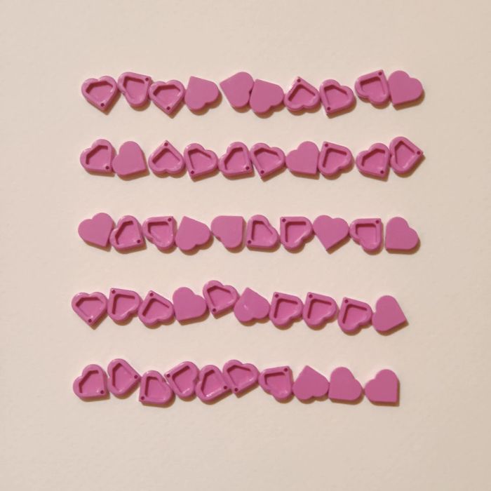50 coeurs rose foncé LEGO - Excellent état 🌟 - Envoi rapide 🚚💨