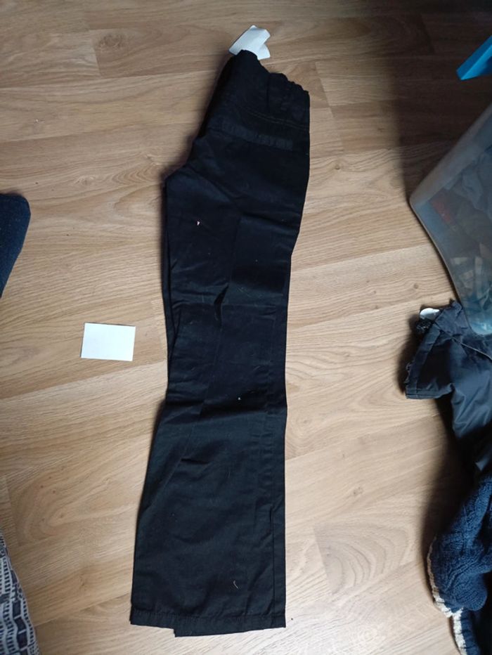 Pantalon fin neuf 10 ans