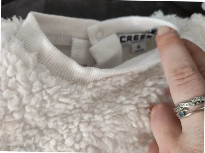 Lot 3 pulls et 1 gilet 6mois - photo numéro 5