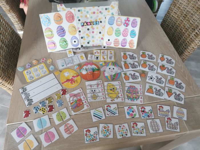 Jeux plastifiés à thème PAQUES