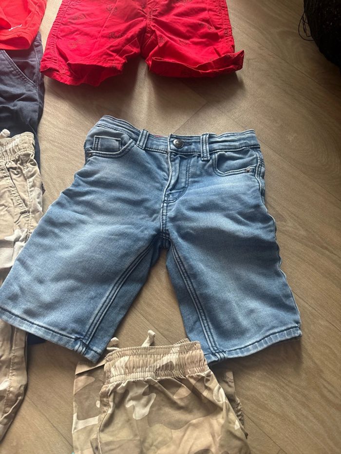 Lot 12 articles shorts/pantalons 5 ans garçon - photo numéro 4