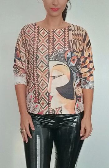 Pull fin motif original visage vintage TU