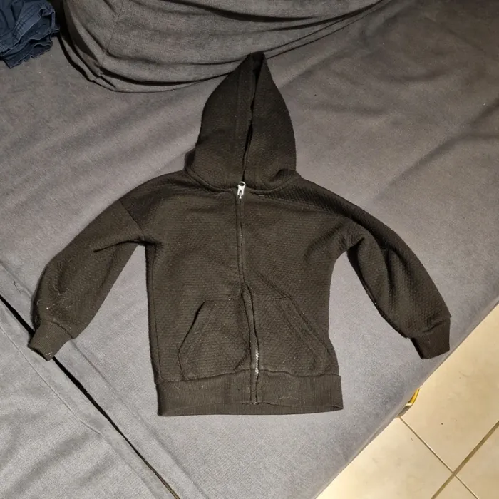 2 sweats kaki et noir taille 3 ans - photo numéro 4