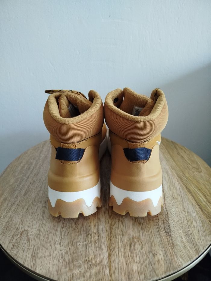 Chaussures T 39 - photo numéro 7