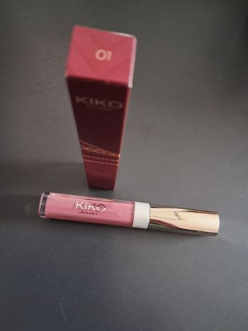 Rouge à lèvres liquide