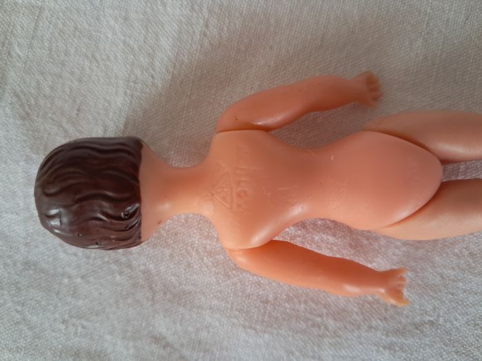 Poupée ancienne Ari + 1 vêtement Hauteur 11 cm - photo numéro 7