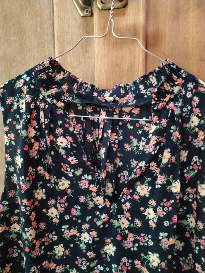 Petite blouse fluide sans manches - photo numéro 2