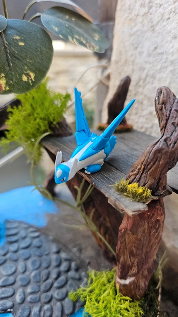 Super figurine Pokemon Nintendo latios - photo numéro 3