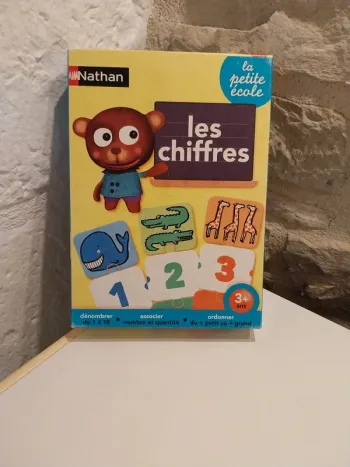 Jeux éducatif les chiffres en tres bon etat jeu complet