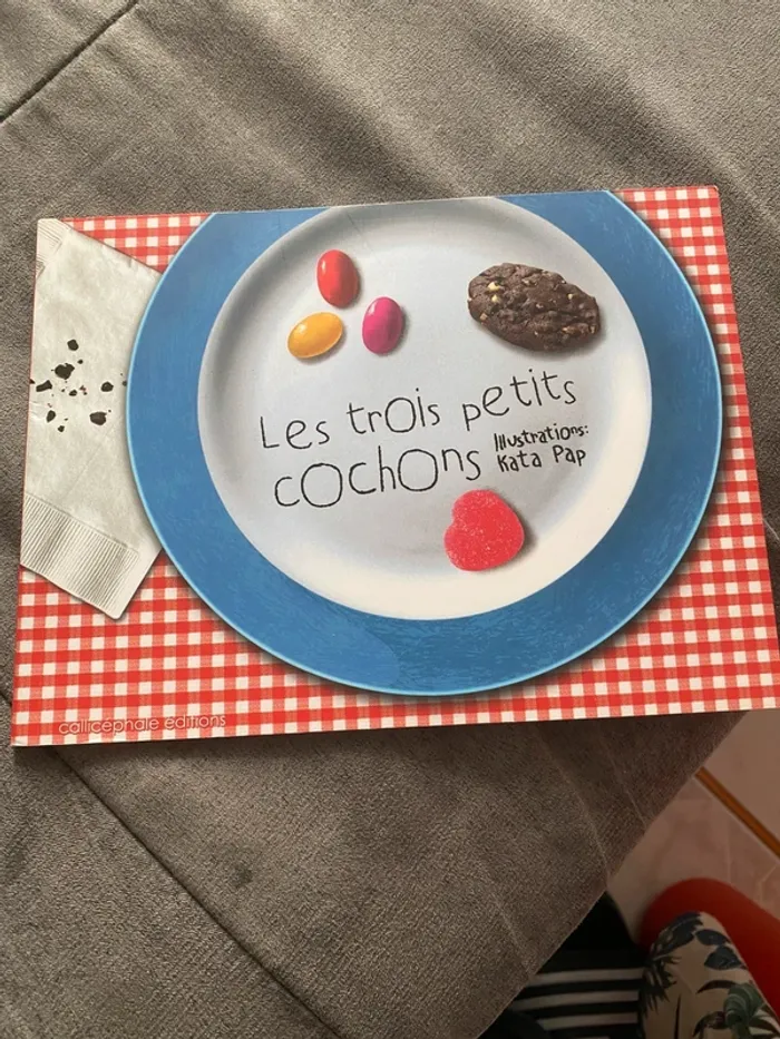 Livre les trois petits cochons