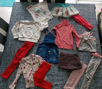 Lot 13 pièces 4/ 5 ans