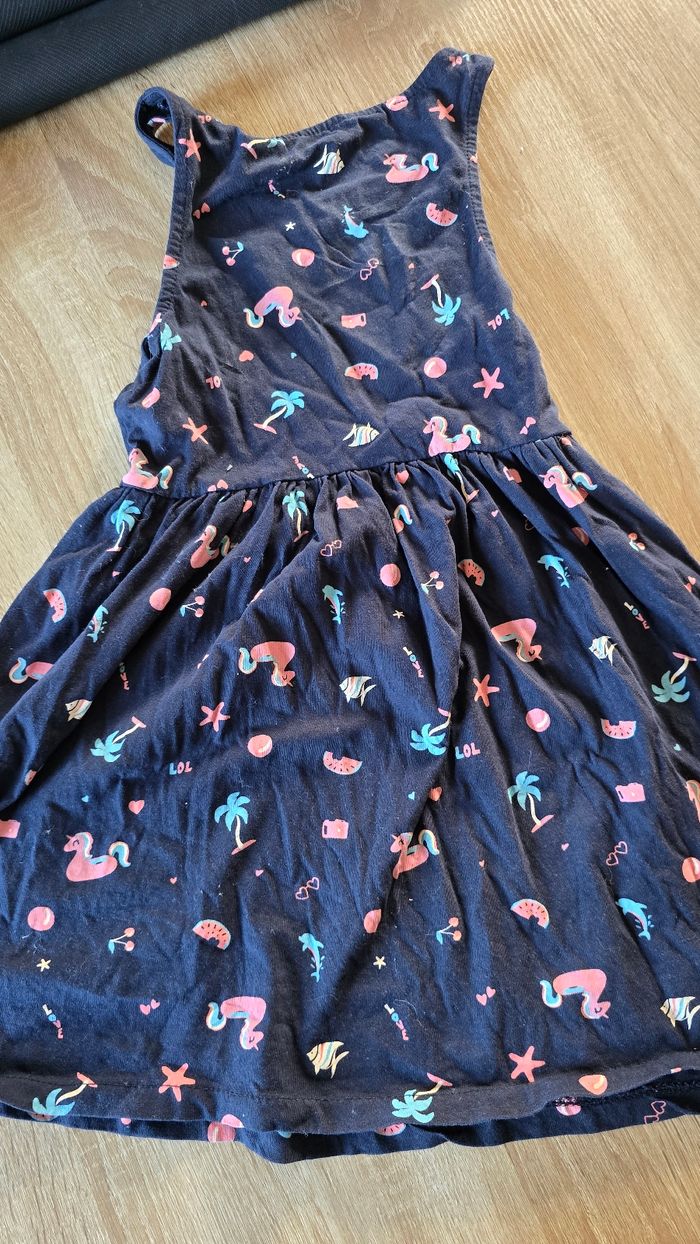 Robe kiabi bleu foncé 8 ans 126-131 cm - photo numéro 3