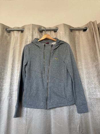 Veste à capuche zippée Puma Femme – Taille M – Gris chiné – Très bon état