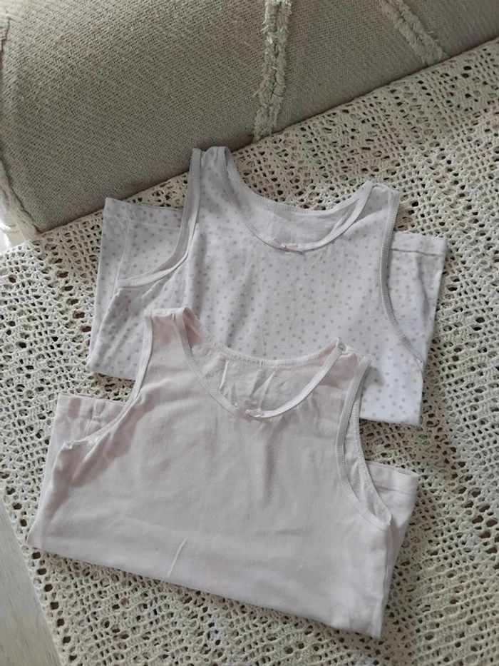 Lot 2 débardeurs Primark