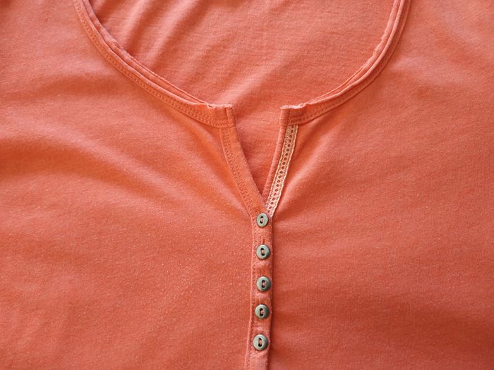 T-shirt couleur corail - photo numéro 4