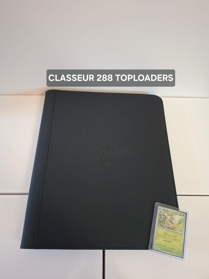 Classeur zip noir de rangement pour 288 cartes sous toploaders Pokémon ⬛️