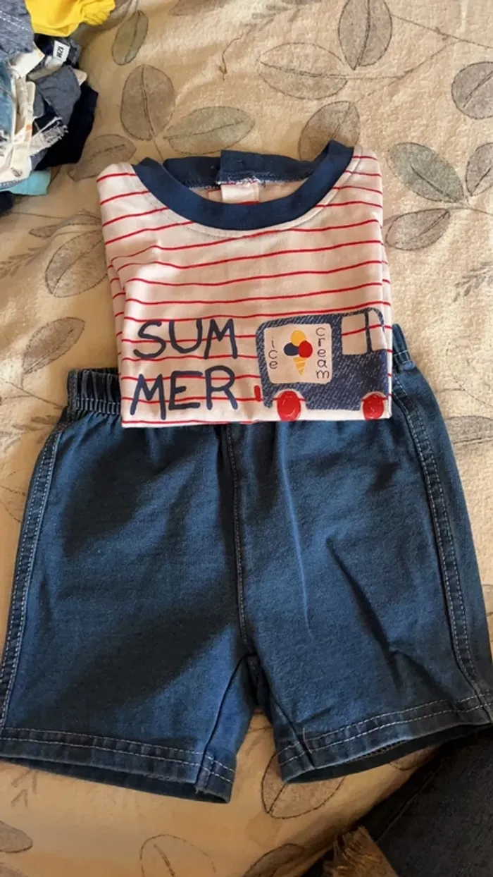 Ensemble tee shirt short