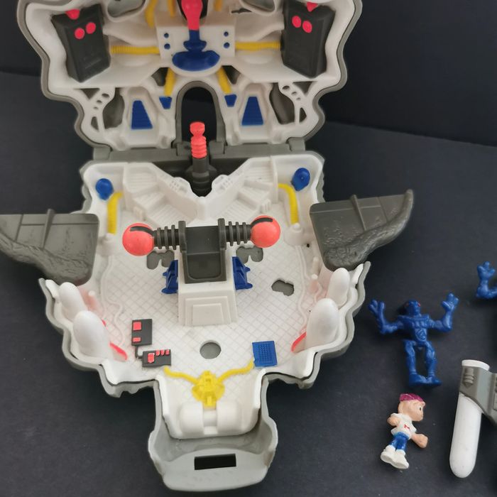 Set "Wolfship 7" Mighty Max - Doom zones - photo numéro 3