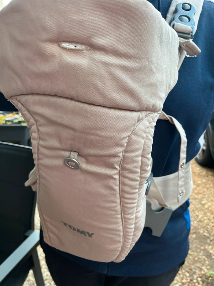 Porte bébé Tomy - photo numéro 2