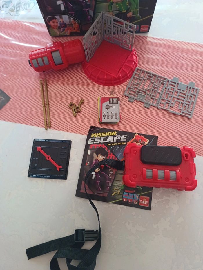 Jeu société mission escape - photo numéro 5