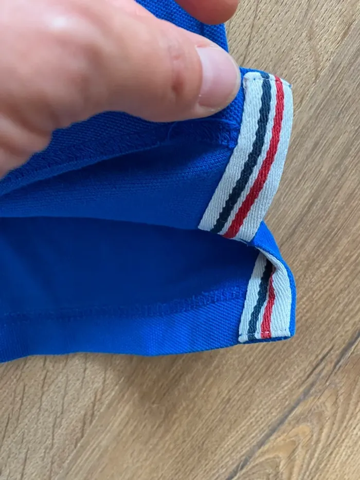 Polo Tommy Hilfiger bleu – Taille M – Logo brodé – Style classique chic - photo numéro 8