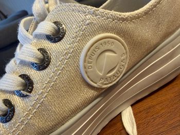 Baskets Pataugas pointure 36 blanc pailletée