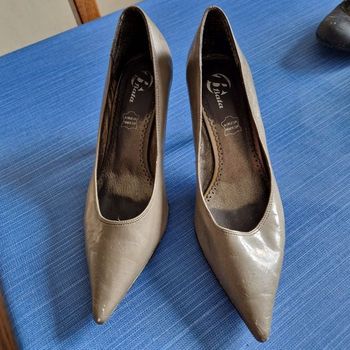 T39 escarpin kaki/marron