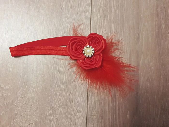 Bandeau 2/6 ans rouge. Extensible