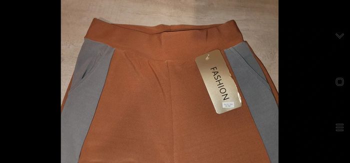 Pantalon/legging neuf - photo numéro 2