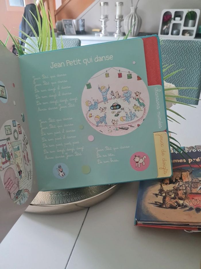 Mon grand livre avec cd de comptines chansons mimees - photo numéro 7