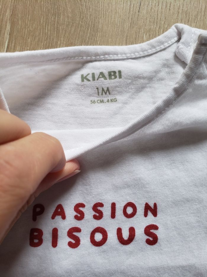 T-shirt manches courtes taille 1mois - photo numéro 2