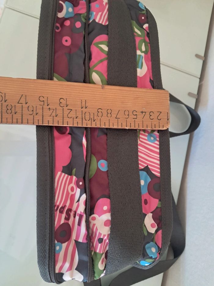 LeSportsac sac à main voyage bandoulière en tbe - photo numéro 16