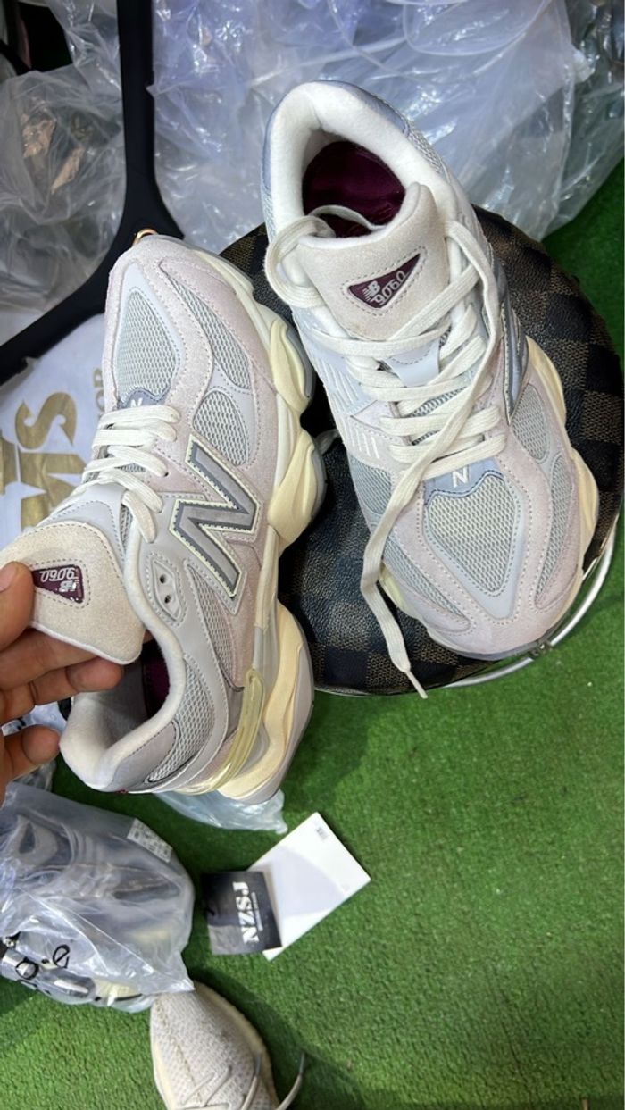 paire de New Balance 9060 - photo numéro 7