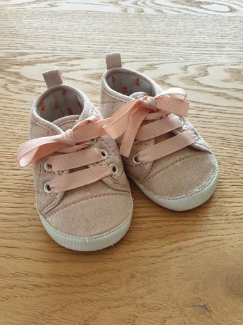 Chaussures roses fille 6-12 mois