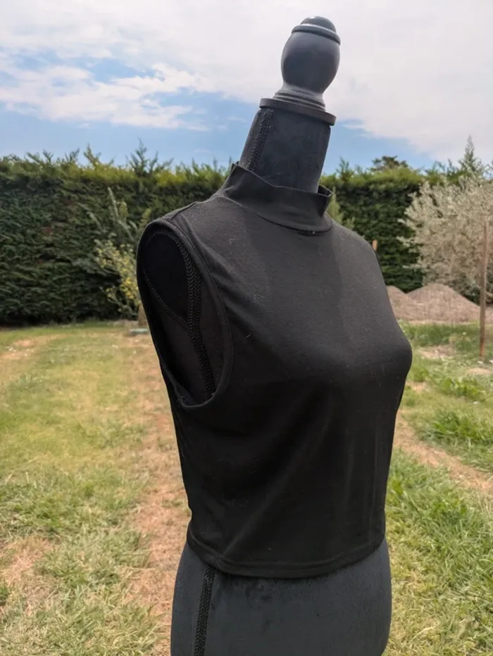 Top noir court - Taille L - SHEIN - photo numéro 2