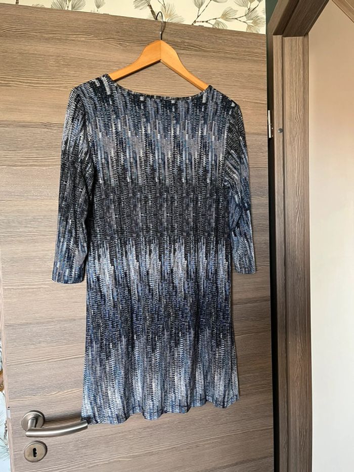 Robe neuve YEST 40 - photo numéro 3