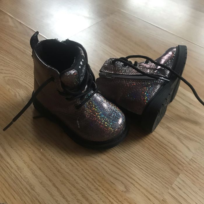 Chaussures taille 20