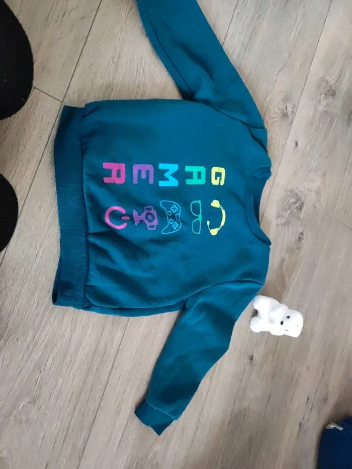 Lot pull Primark 3-4 ans - photo numéro 2