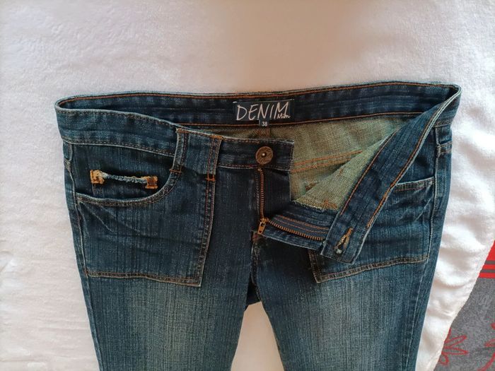 Bermuda Jean T 38 TB bon état - photo numéro 4