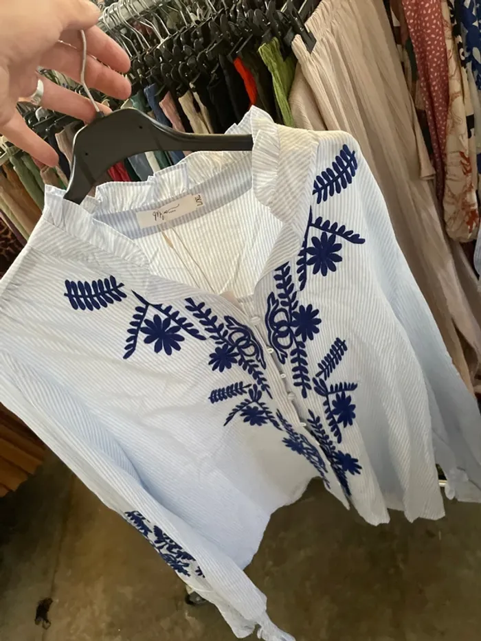 Chemise blanche à manches longues