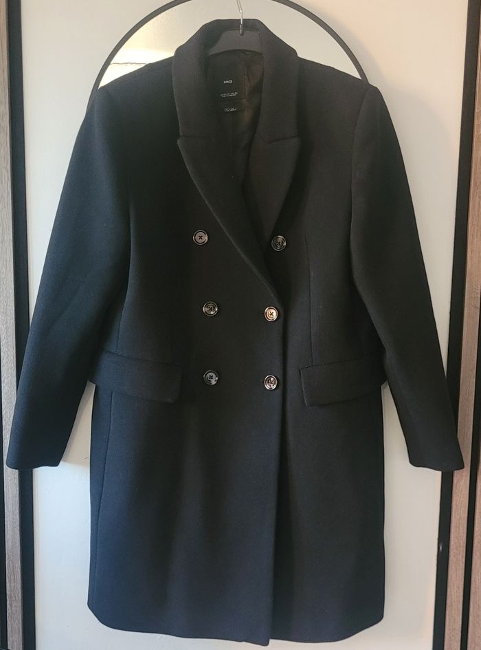 Manteau long noire mango