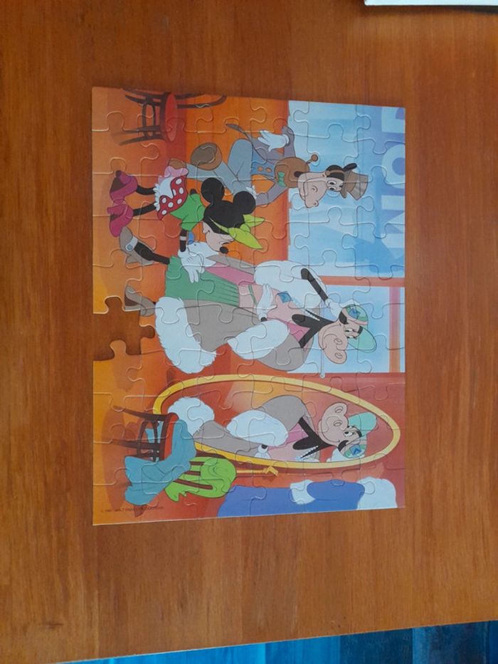 Minnie chez la couturière - photo numéro 3