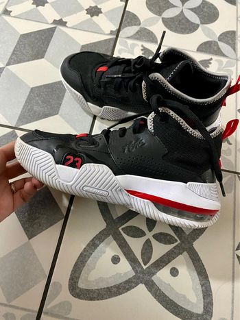 Basket Nike air Jordan model baskets Stay Loyal 2 'Black/White' pointure 36,5