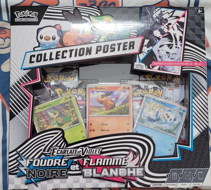 Pokémon Coffret Poster EV10.5 Foudre Noire Flamme Blanche FR