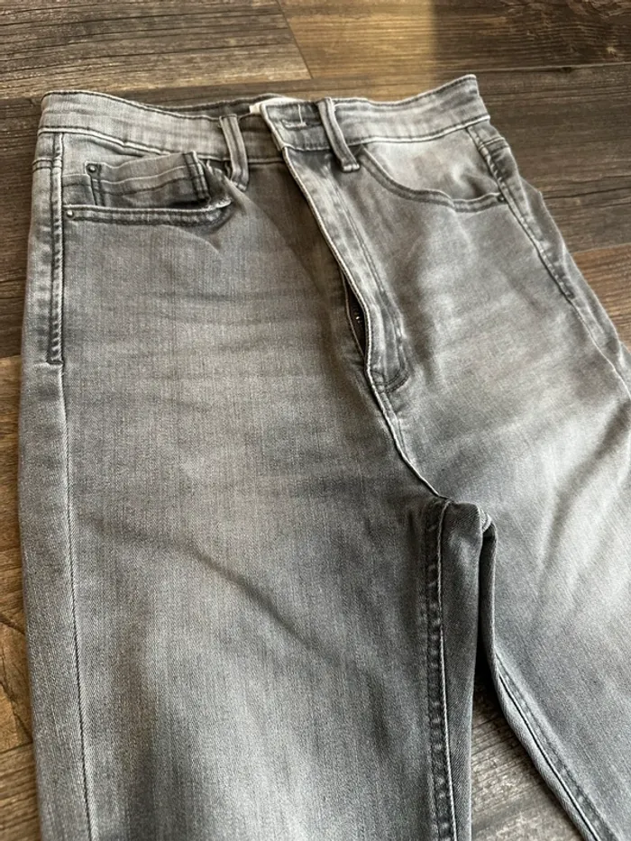 Jean skinny gris - photo numéro 3