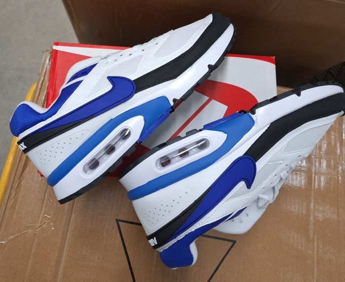 Nike air max 90 taille 42 neuve avec étiquettes 🏷 - photo numéro 2