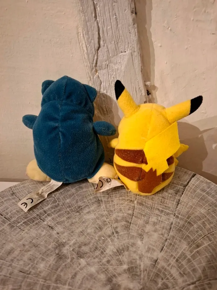Peluches Pokémon Ronflex et Pikachu - 1999 - photo numéro 2