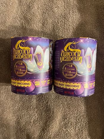 Lot  l’école des licornes / Unicorn academy